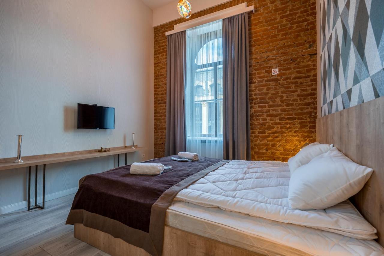 Mini Hotel On Aghmashenebeli Ave Tbilisi Bagian luar foto